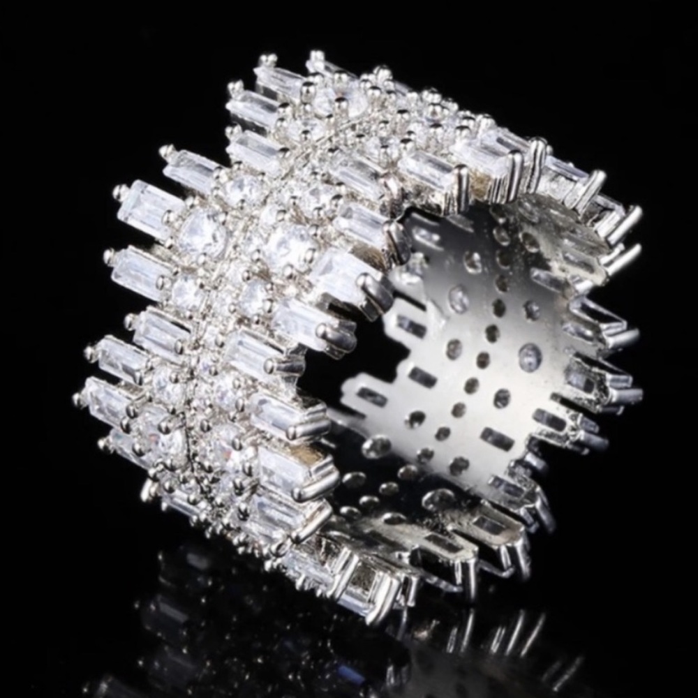 NEW 925 STERLING SILVER DIAMOND ROUND SQUARE RING - Picture 3 of 6